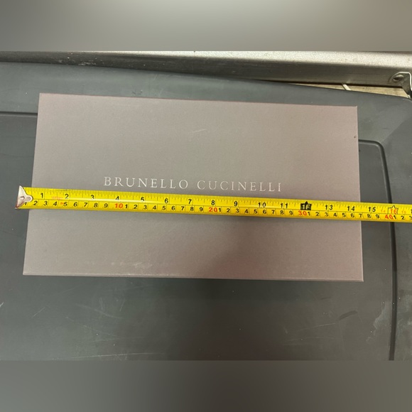 BRUNELLO CUCINELLI 2 different boxes empty-27$ each - Picture 8 of 11